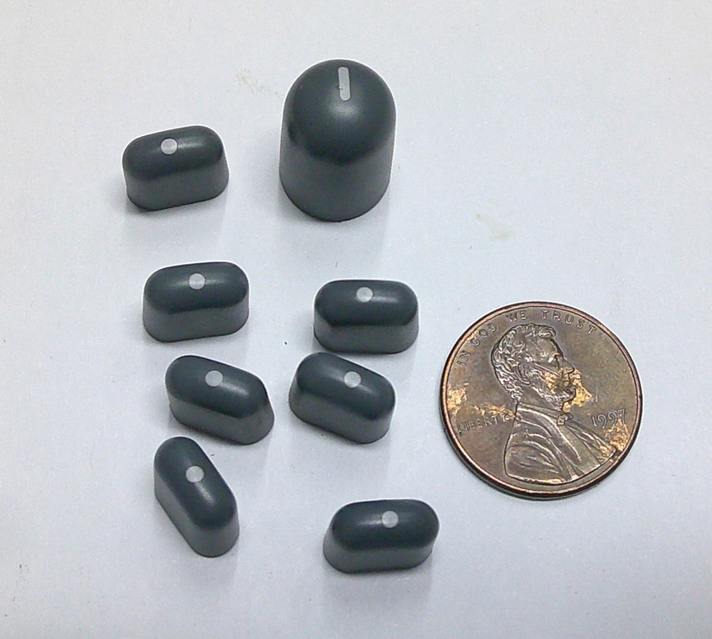 1994 PONTIAC BONNEVILLE MISC RADIO STEREO TUNER VOLUME CONTROL KNOBS OEM