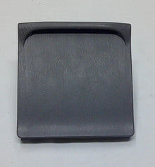 01 - 05 TOYOTA RAV4 DASH FUSE COVER CUBBY STORAGE 55441-42010 FREE SHIPPING B9