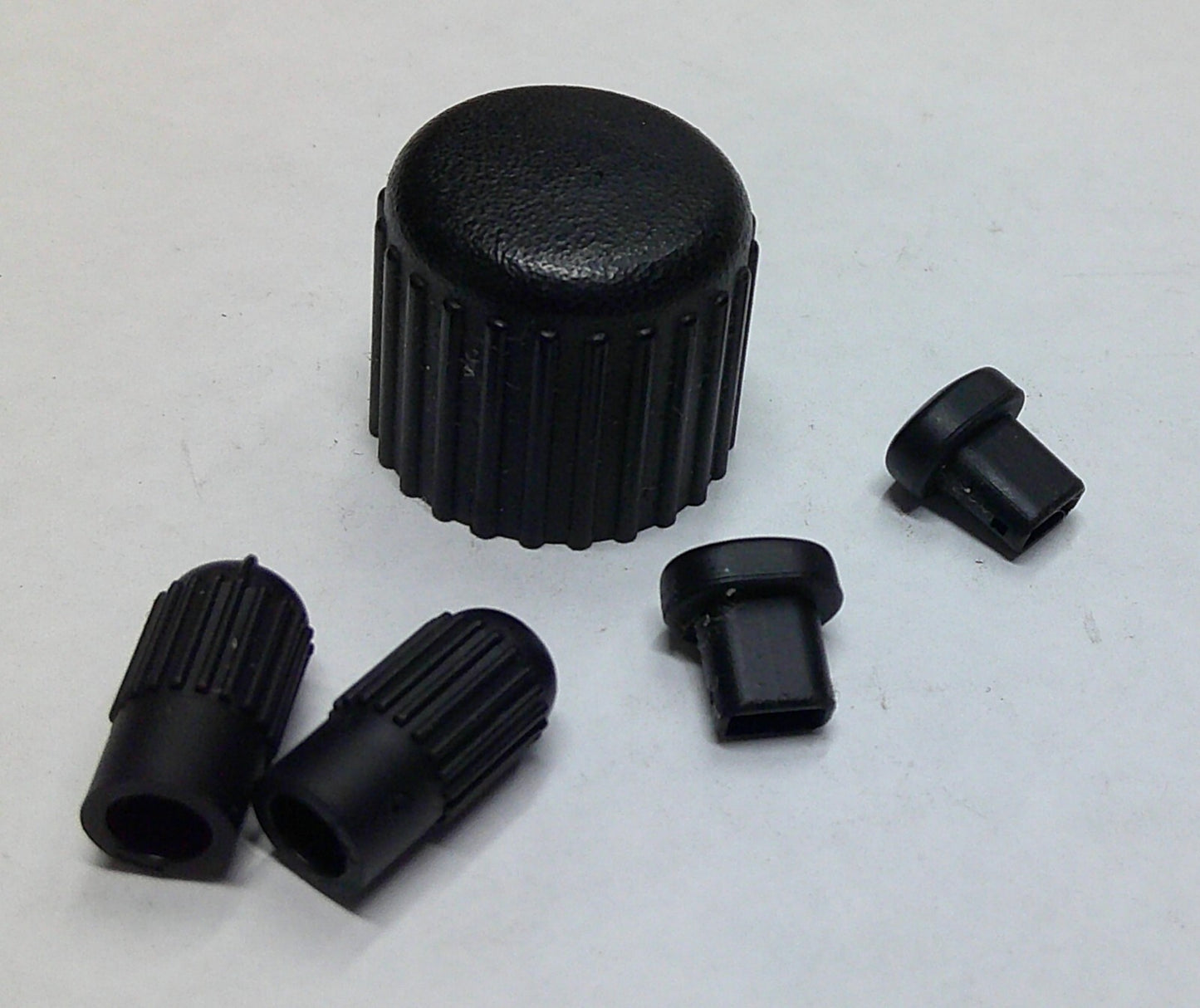 2002 DODGE CARAVAN RADIO STEREO TUNER SELECTOR KNOB SET OEM FREE SHIPPING!