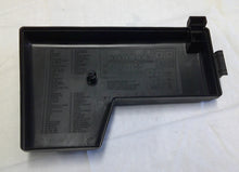 2005 - 2008 Mitsubishi Raider Fuse Relay Cover Lid 05175902AA B10