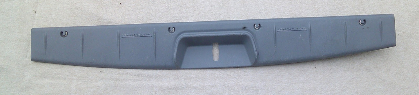 05 - 07 Caravan Town & Country Gray OEM Trunk Scuff Sill Cover Trim YQ02BD5AD M6