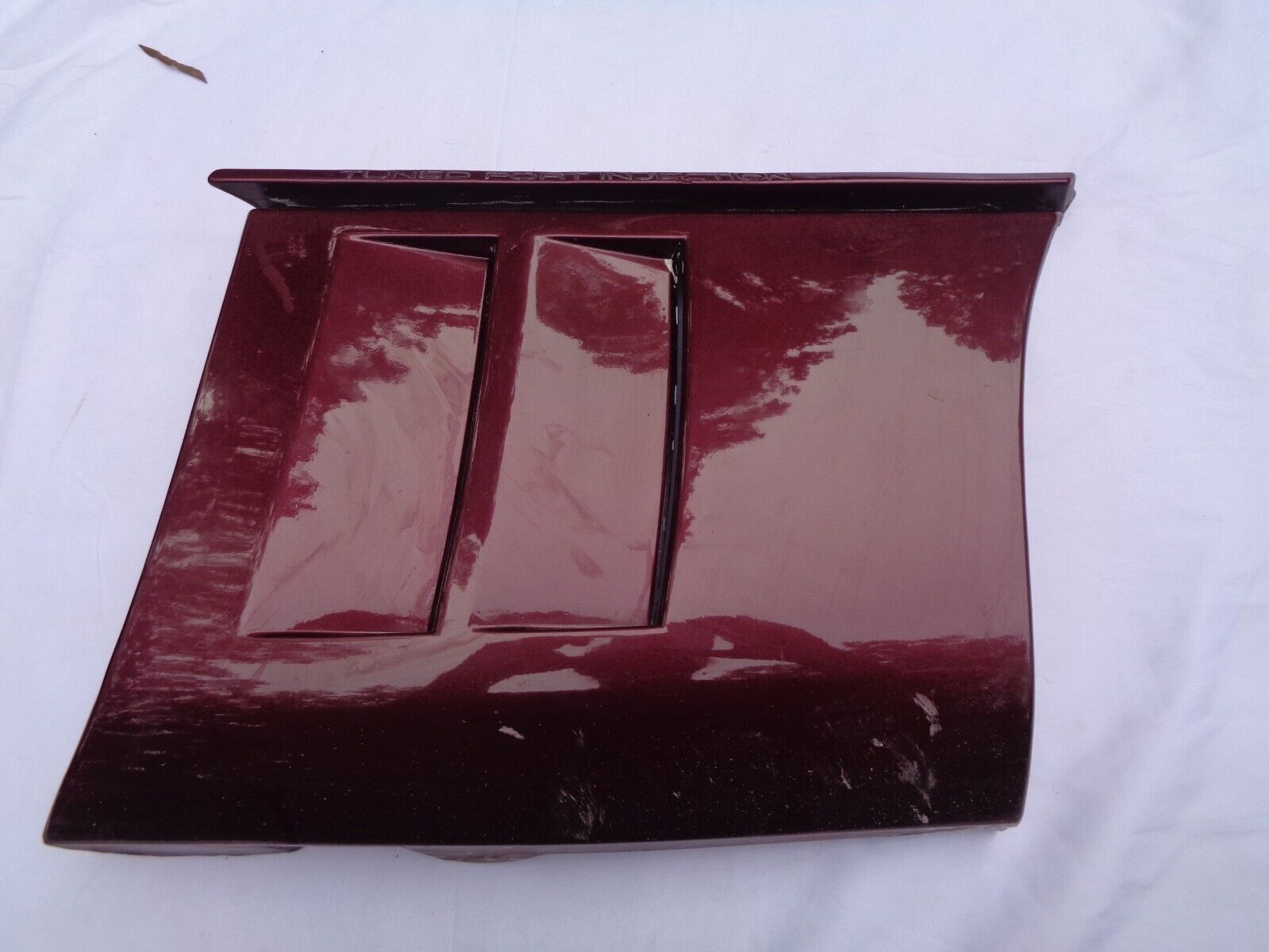 85 - 90 Corvette Maroon Right Passenger Front Fender 14104010 Free Ship A1 - RarePartsFinder.Com