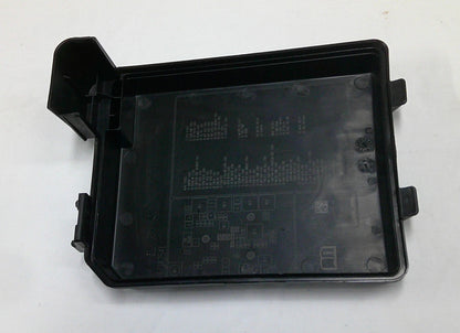 2015 - 2016 Chevy Trax Engine Compartment Fuse Relay Cover Lid 42342541 B10