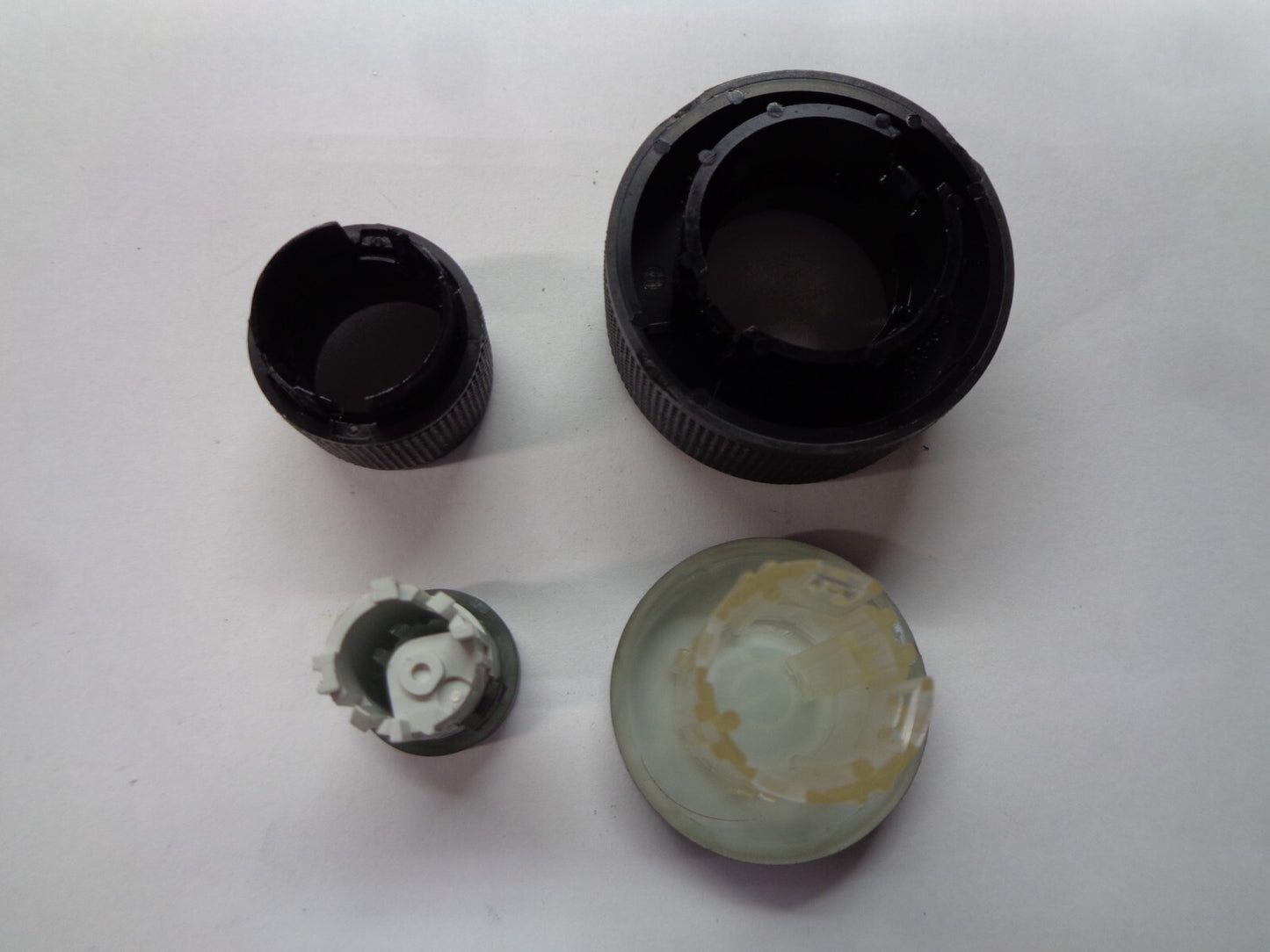 2011 - 2013 CHEVY CAPTIVA  RADIO STEREO CONTROL KNOB SET OEM FREE SHIPPING!