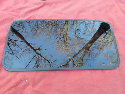 2009 MAZDA 3 OEM FACTORY YEAR SPECIFIC SUNROOF GLASS PANEL   FREE SHIPPING!