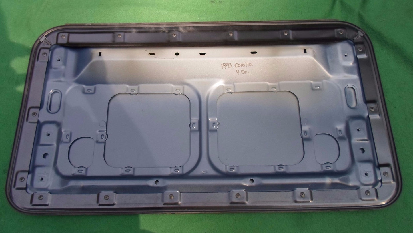1993 TOYOTA COROLLA SEDAN OEM FACTORY METAL SUNROOF FREE SHIPPING