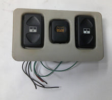 1999 - 2004 Land Rover Discovery Front Power Control Window Switch B2 - RarePartsFinder.Com