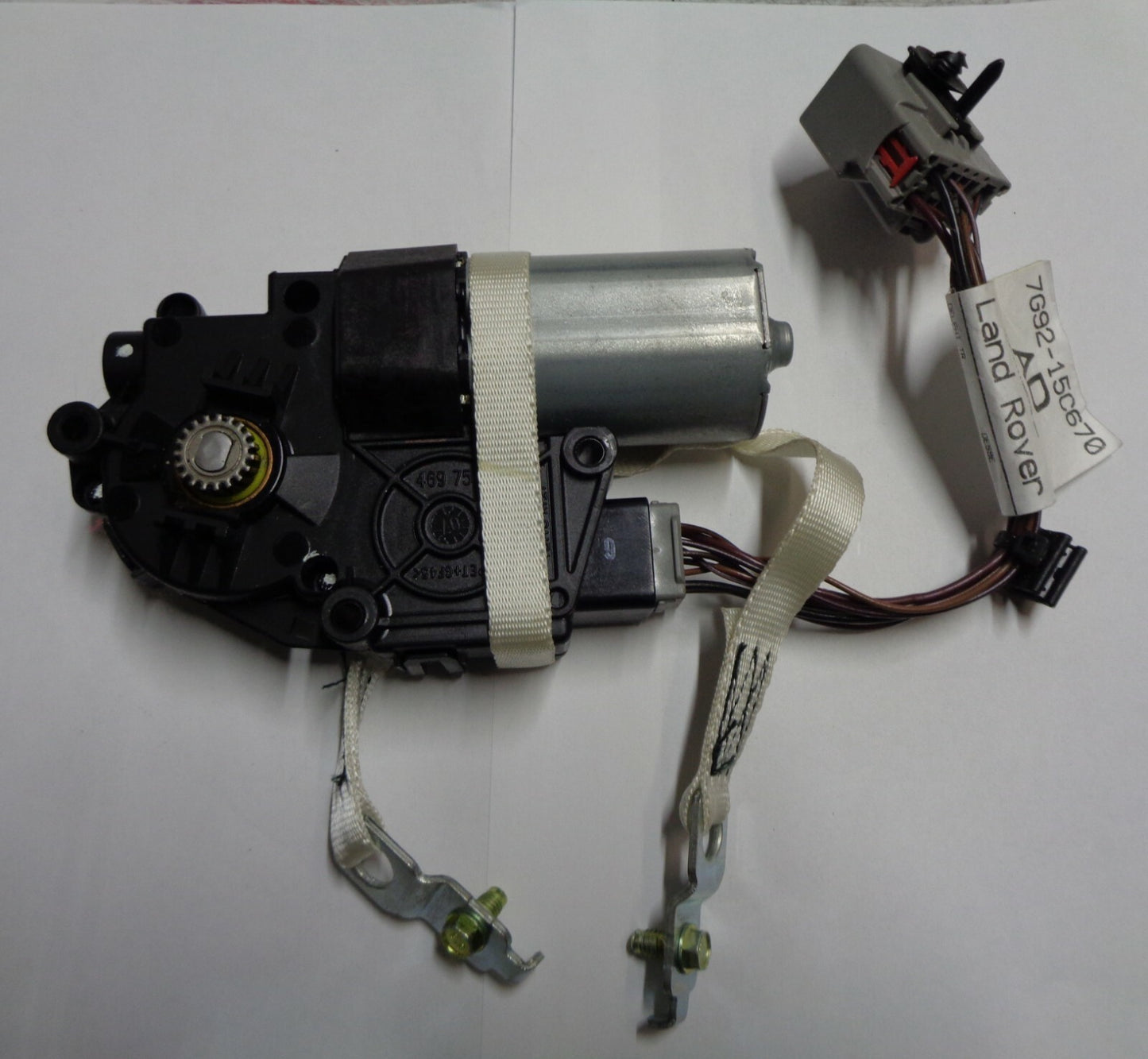 2008 - 2015 LAND ROVER LR2 OEM FACTORY SUNROOF MOTOR TESTED FREE SHIPPING! SM7 - RarePartsFinder.Com