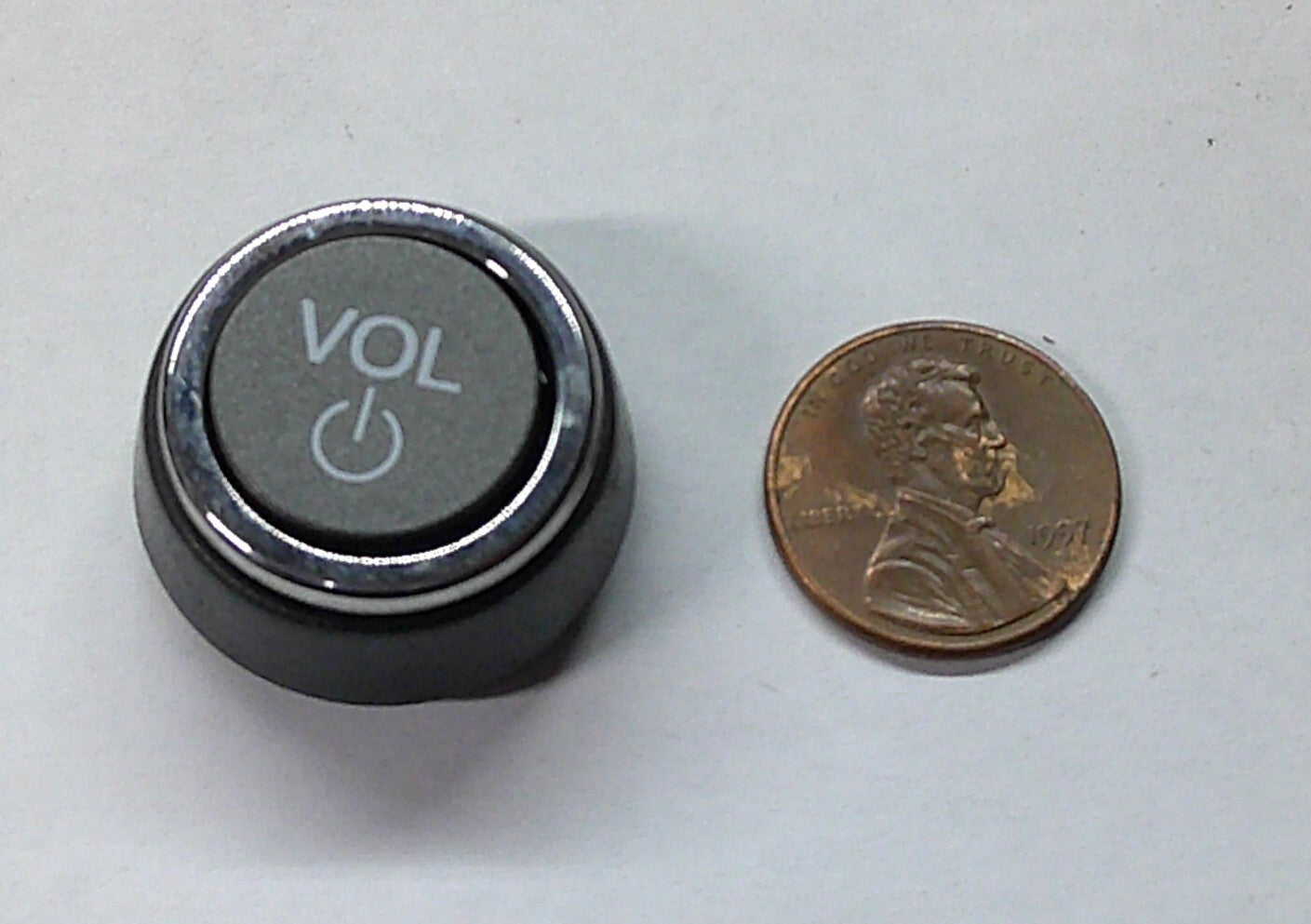 2012  HONDA PILOT RADIO STEREO TUNER VOLUME KNOB SET OEM - RarePartsFinder.Com