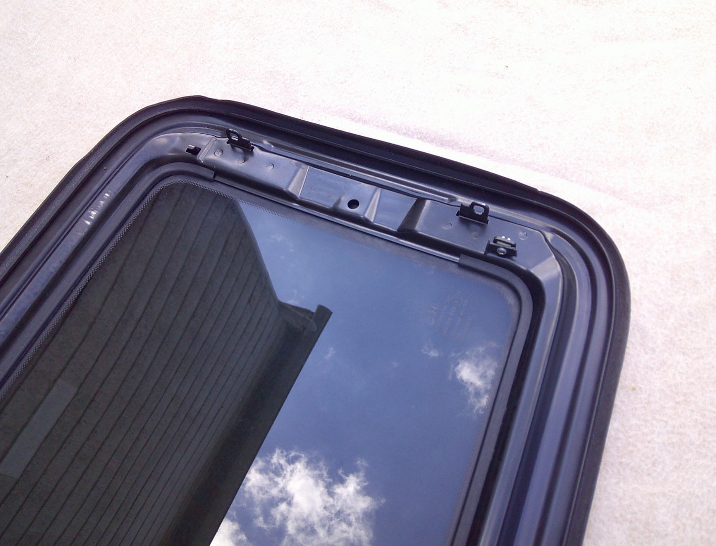 2012 - 2015 HONDA CIVIC 4 DOOR SEDAN OEM FACTORY SUNROOF GLASS 70200-TR0-A02