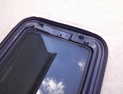 2012 - 2015 HONDA CIVIC 4 DOOR SEDAN OEM FACTORY SUNROOF GLASS 70200-TR0-A02