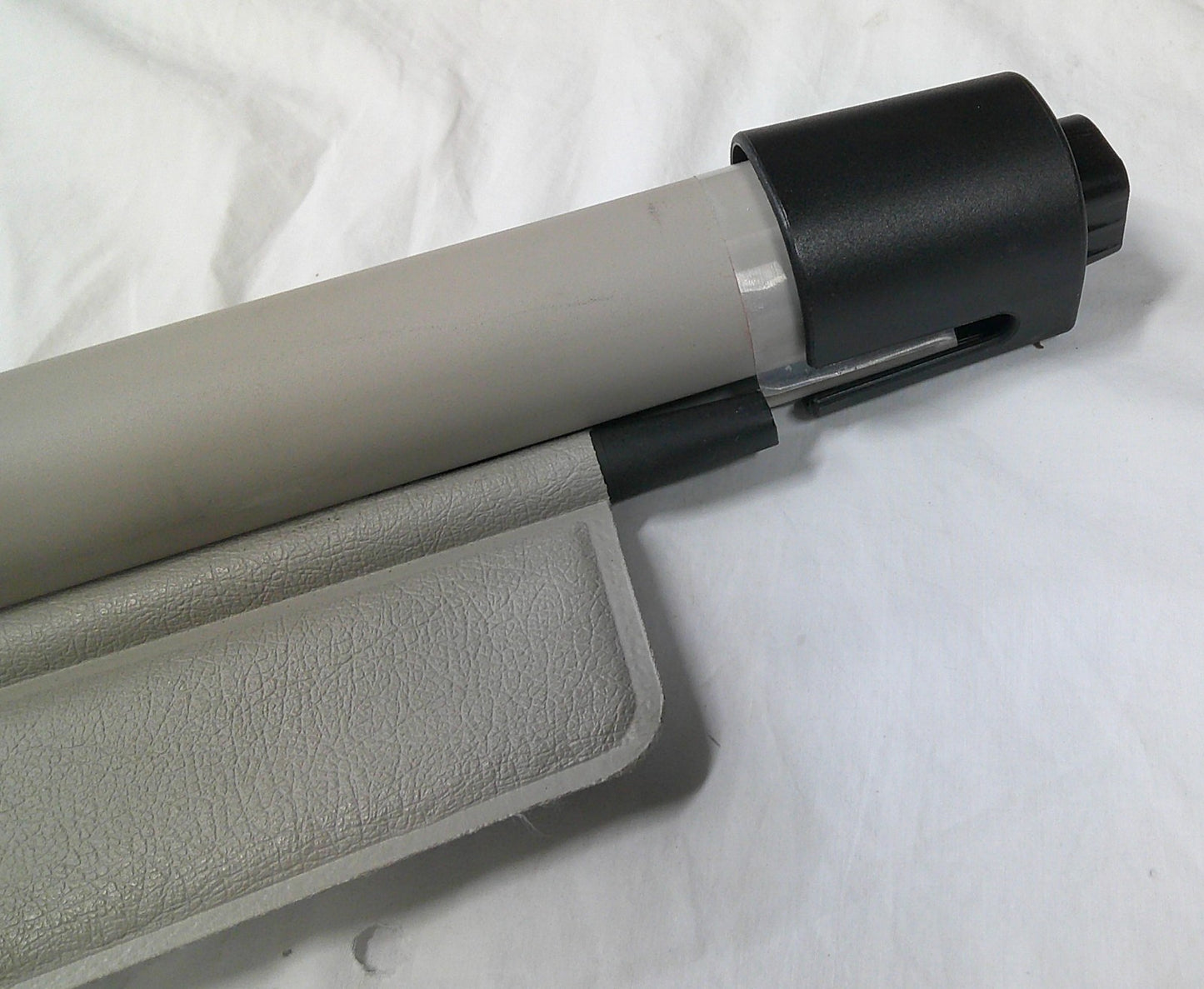 Rainier Trailblazer Envoy Trunk Cargo Beige Cover Shade OEM 15231338 21995531 M3