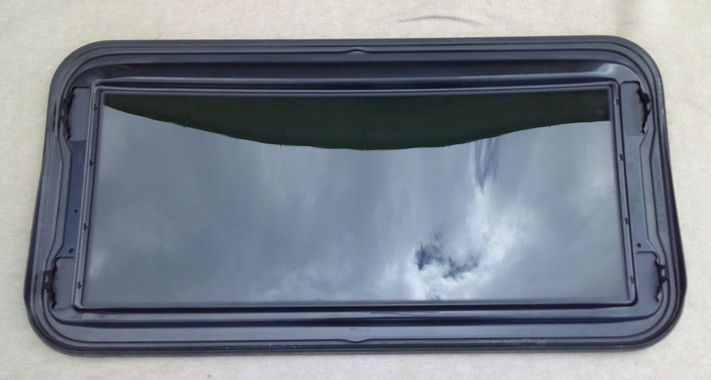 2014 - 2020 INFINITI Q50 SUNROOF GLASS OEM 91210-4GA1A  912104GA1A