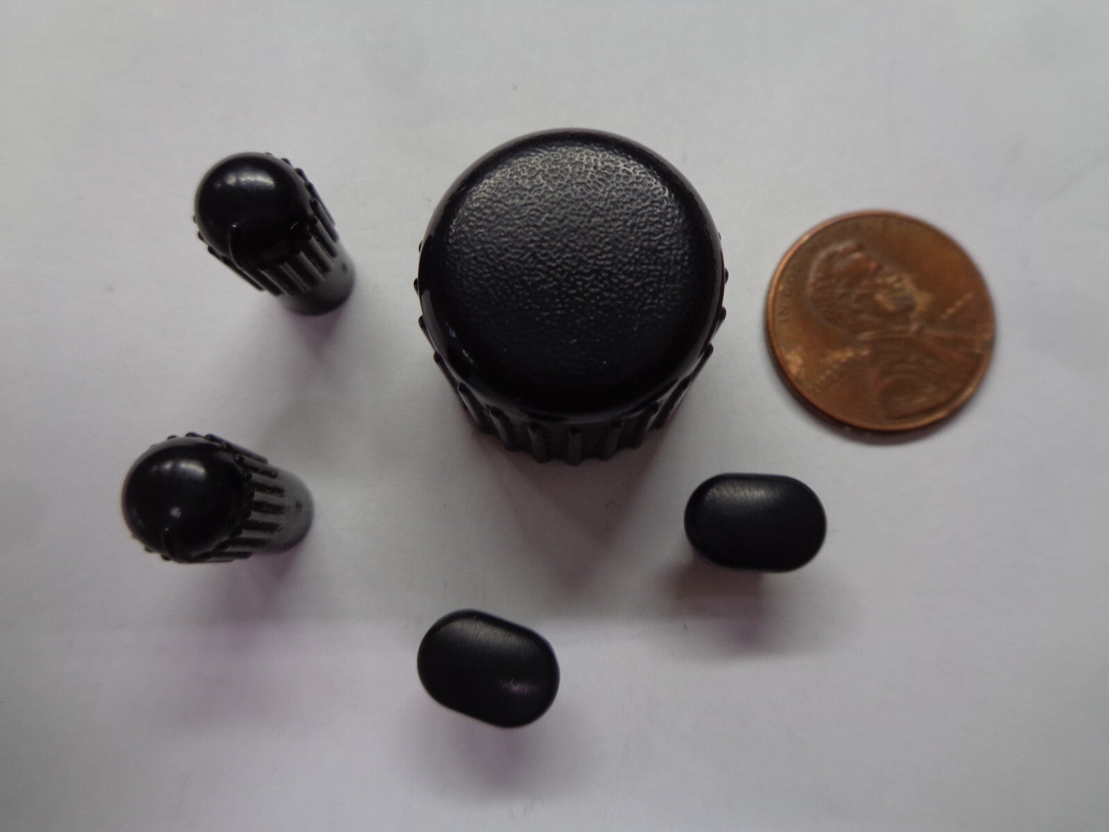 02 03 DODGE RAM PICKUP RADIO STEREO TUNER SELECTOR KNOB OEM SET FREE SHIPPING - RarePartsFinder.Com
