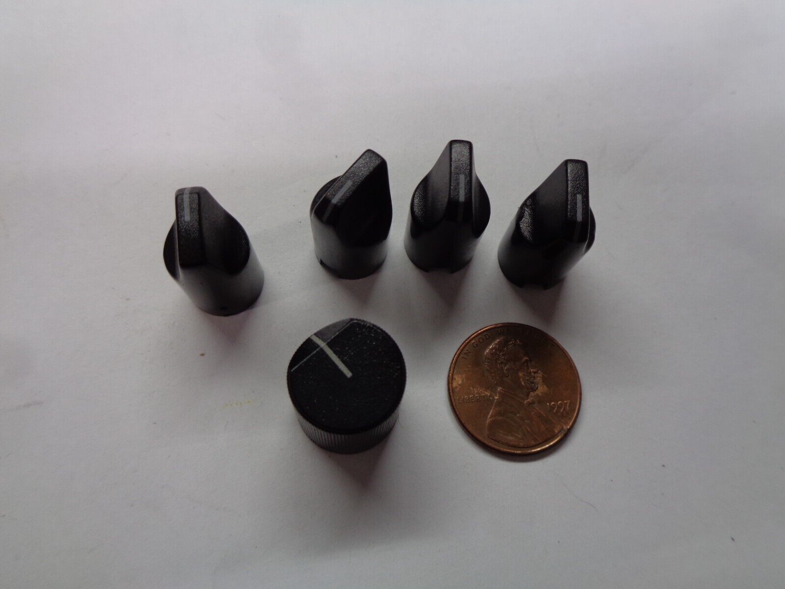 1990 FORD ECONOLINE VAN STEREO TUNER RADIO KNOB SET OEM FACTORY FREE SHIPPING! - RarePartsFinder.Com