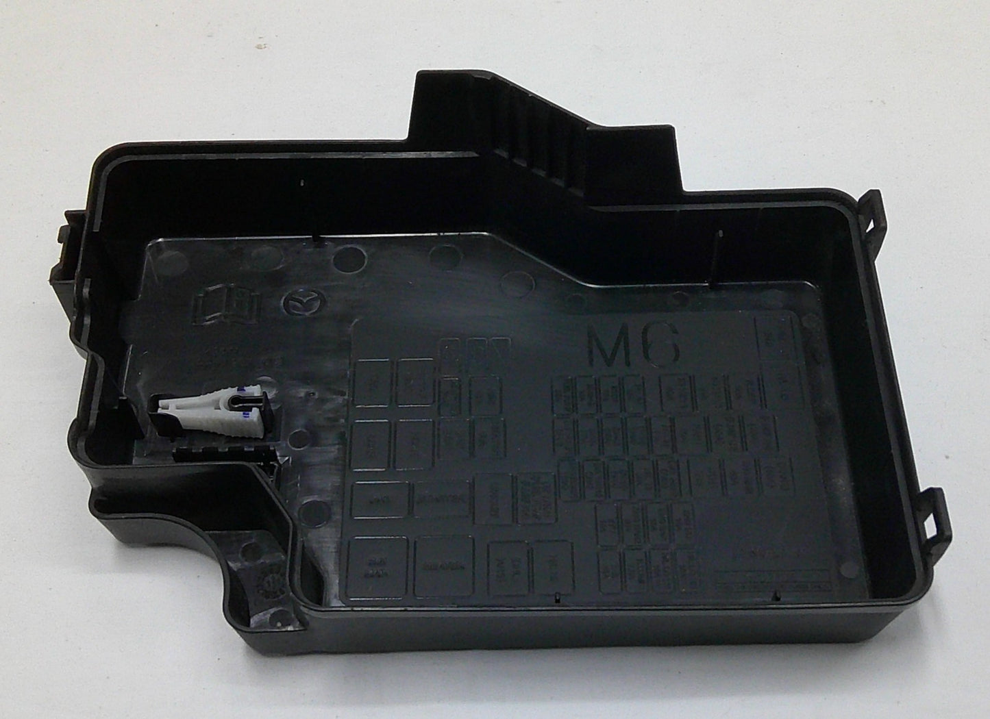 2010 - 2013 Mazda 3 OEM Relay Fuse Engine Compartment Cover BBM6-66-761 R3