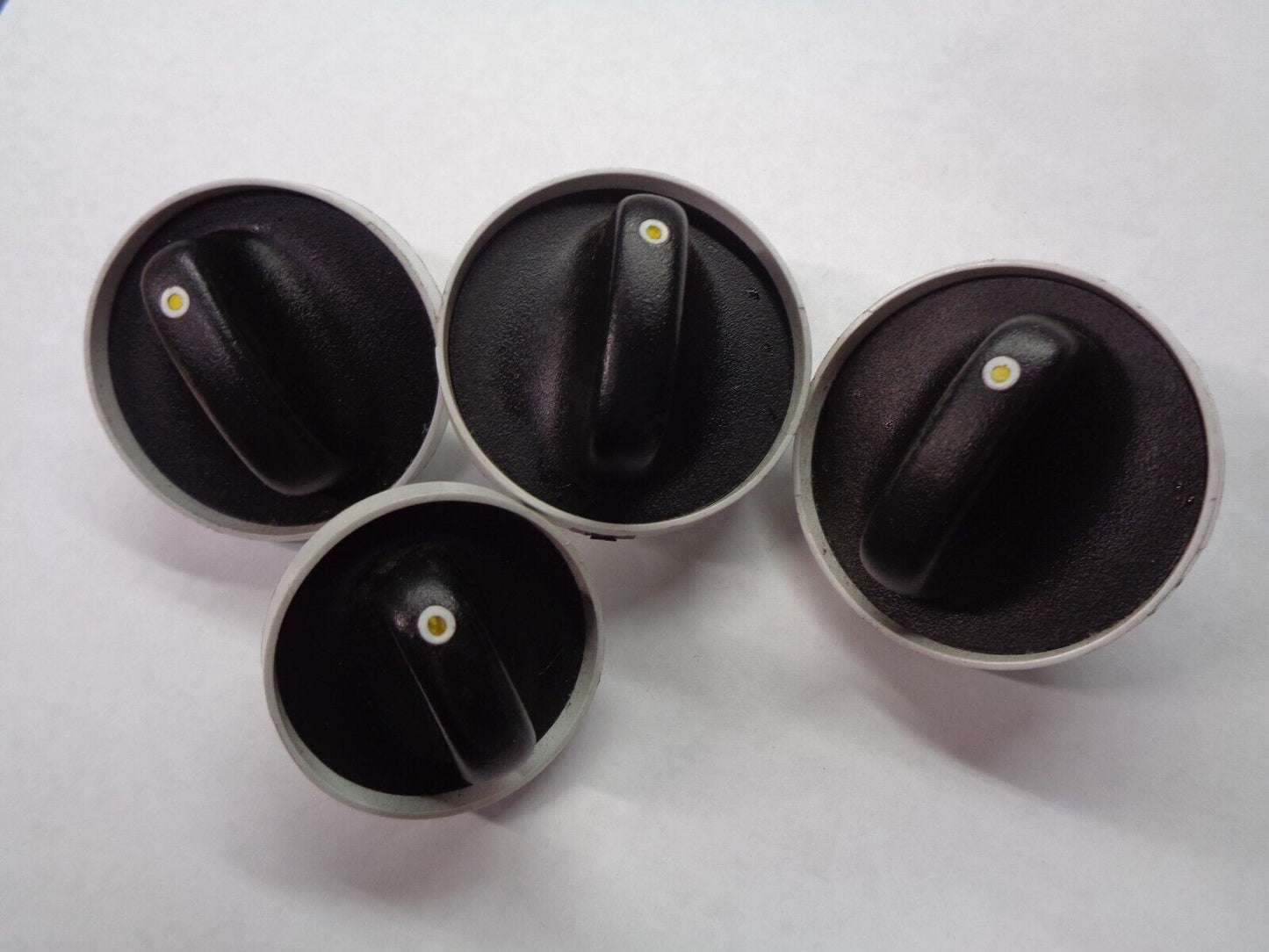 95 - 99 DODGE NEON OEM AC HEATER CLIMATE CONTROL KNOB SET OF 4 OEM! Free Ship - RarePartsFinder.Com