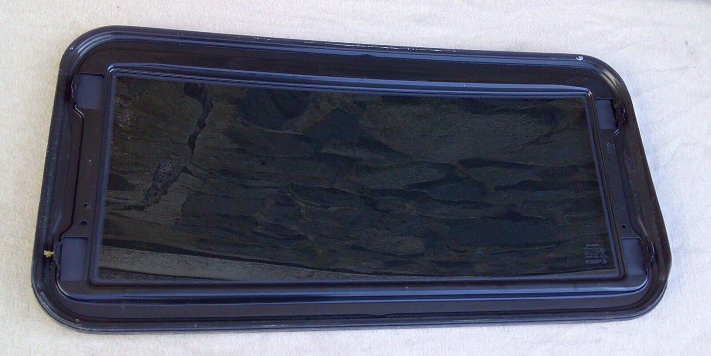 2011 - 2017  NISSAN JUKE OEM FACTORY SUNROOF GLASS PANEL FREE SHIPPING