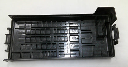 2005 - 2007 FORD FIVE HUNDRED 500 FUSE RELAY COVER LID 6E5Z-14A003-AA B2