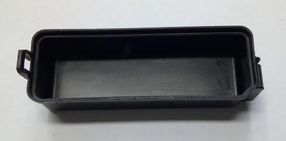 1998 - 2002 TOYOTA COROLLA ENGINE FUSE BOX RELAY LID COVER B6 - RarePartsFinder.Com
