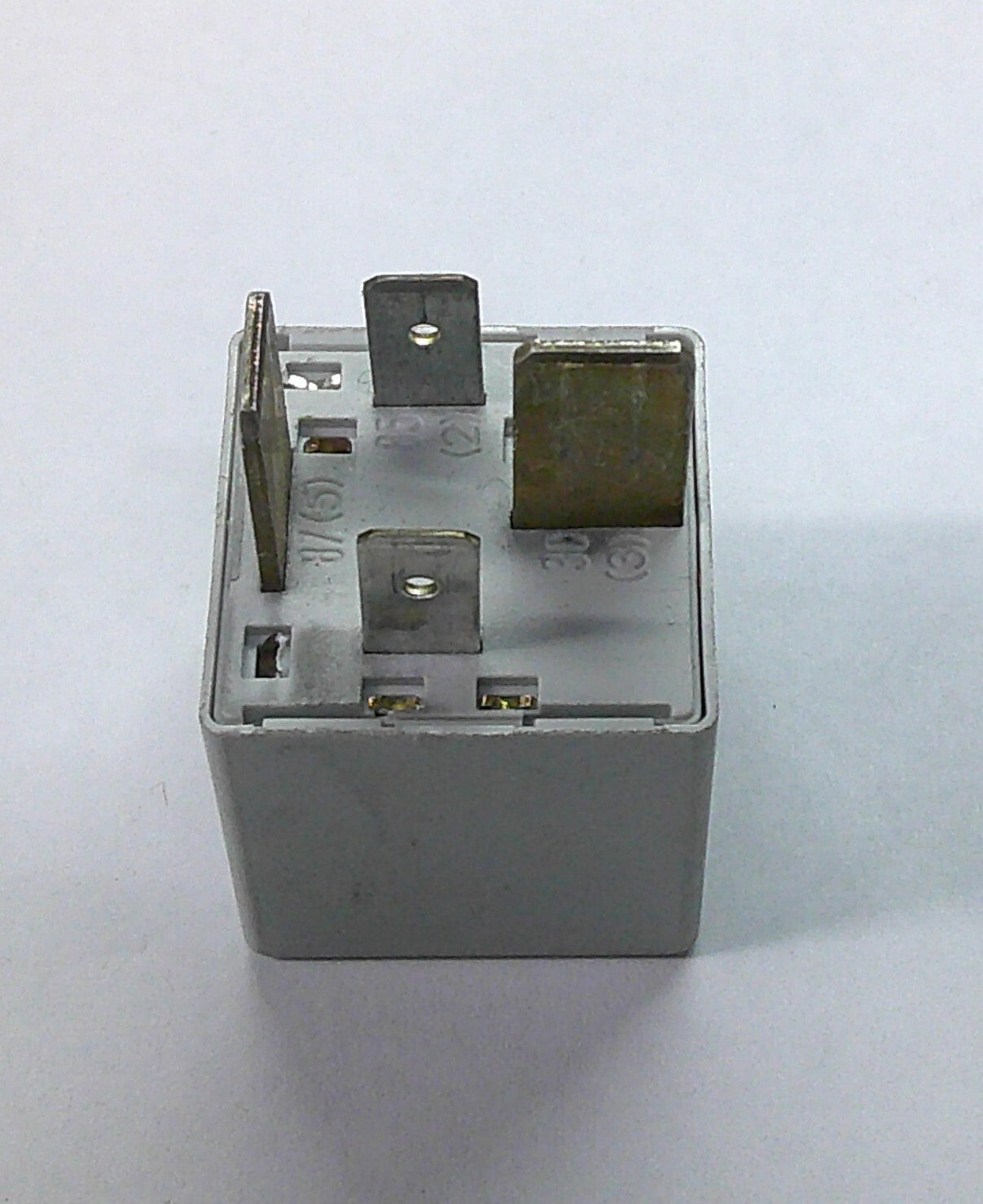 USA SELLER VW AUDI  370 8D0951253 RELAY TESTED 1 YEAR WARRNTY FREE SHIP VW1