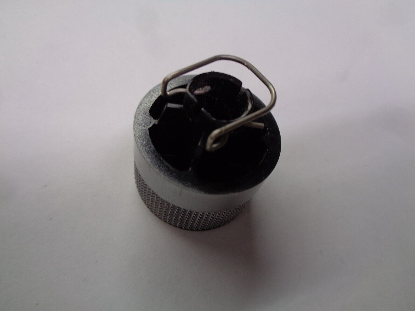 2009 - 2014 NISSAN MAXIMA RADIO STEREO TUNER CONTROL KNOB OEM - RarePartsFinder.Com