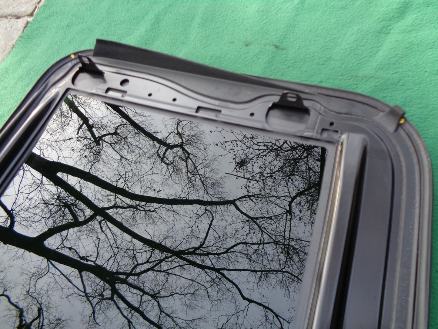 2017 SUBARU LEGACY SEDAN OEM YEAR SPECIFIC FACTORY SUNROOF GLASS  FREE SHIPPING