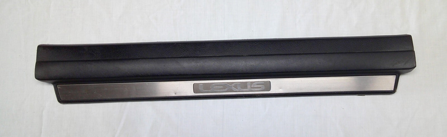 04 - 06 Lexus LS430 OEM Driver Side Front Sill Cover Trim 67914-50070-B1  M3
