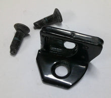 FORD EDGE MKX DOOR STRIKER w/ BOLTS 7T4Z-7822008-B OEM  A17