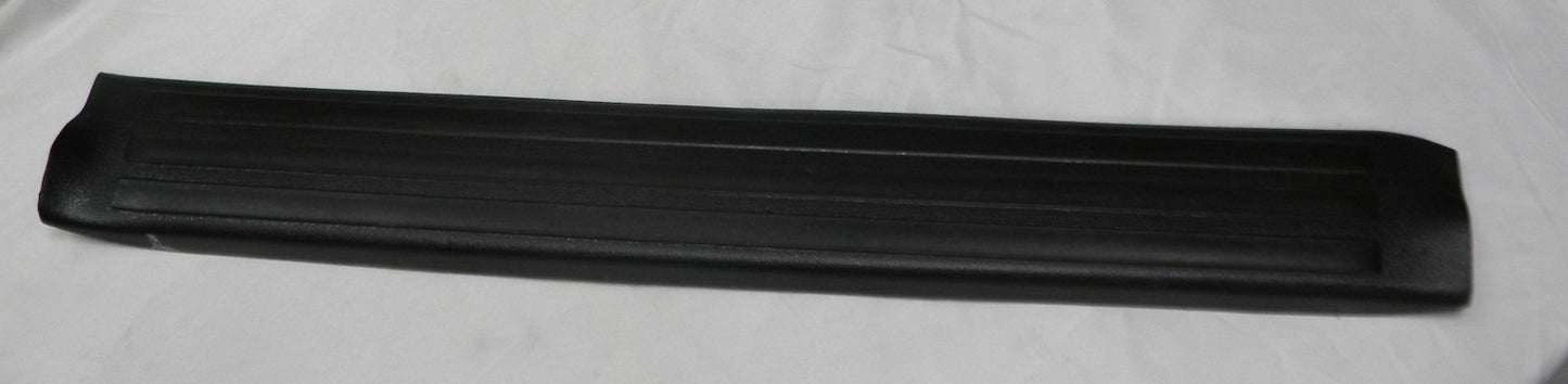 07 - 21 Toyota Tundra Crew Cab Left Rear Door Sill Plate 67918-0C030-C0 R3
