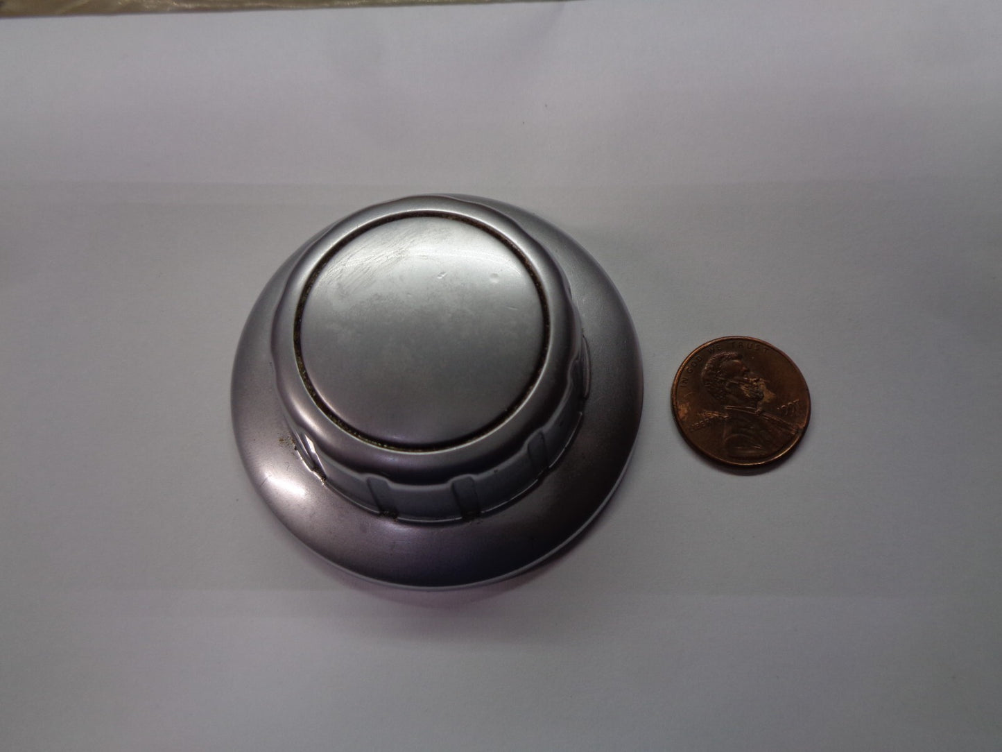 BMW E60 530i 525i 545i 535i 550i M5 528i 04-10 RADIO KNOB  OEM FREE SHIPPING
