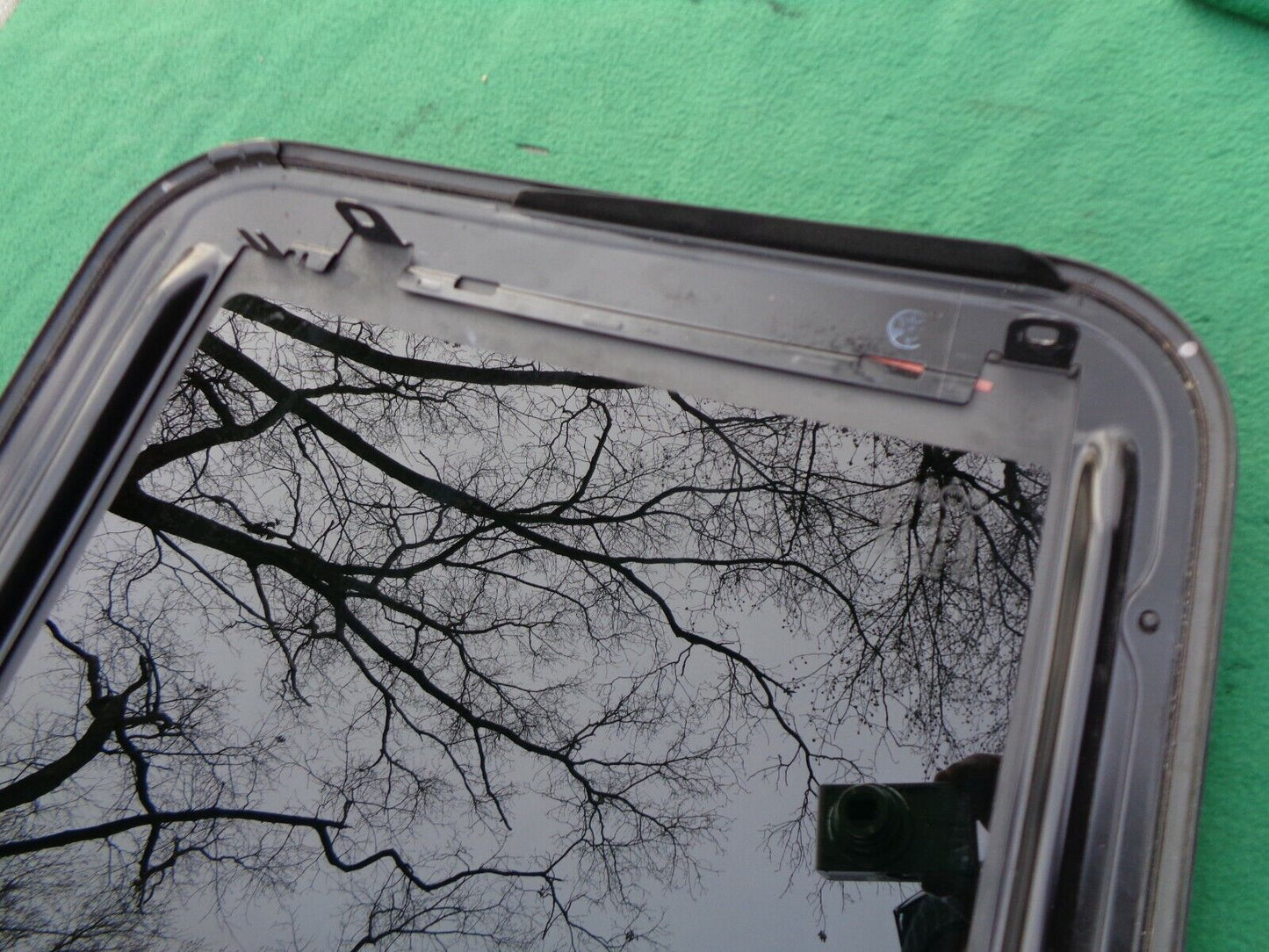 2010 - 2013 SUZUKI KIZASHI OEM FACTORY SUNROOF GLASS PANEL FREE SHIPPING!
