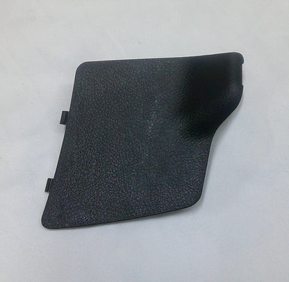 SCION TOYOTA BACK DOOR SERVICE HOLE COVER PLATE 67847-12020-C0 B3