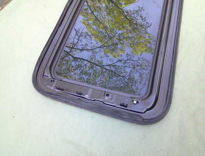 2007 - 2011 HONDA CRV OEM FACTORY SUNROOF GLASS NO ACCIDENT  FREE SHIPPING! - RarePartsFinder.Com