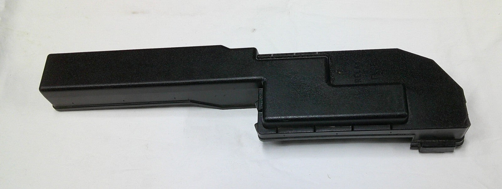 1998 - 2001 Toyota Camry Under Hood Fuse Relay Box Cover Lid B6 - RarePartsFinder.Com
