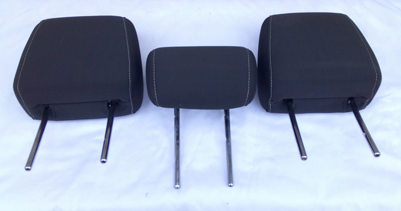 12 - 14 FORD FOCUS OEM BLACK CLOTH REAR LEFT RIGHT HEADREST SET FREE SHIP!