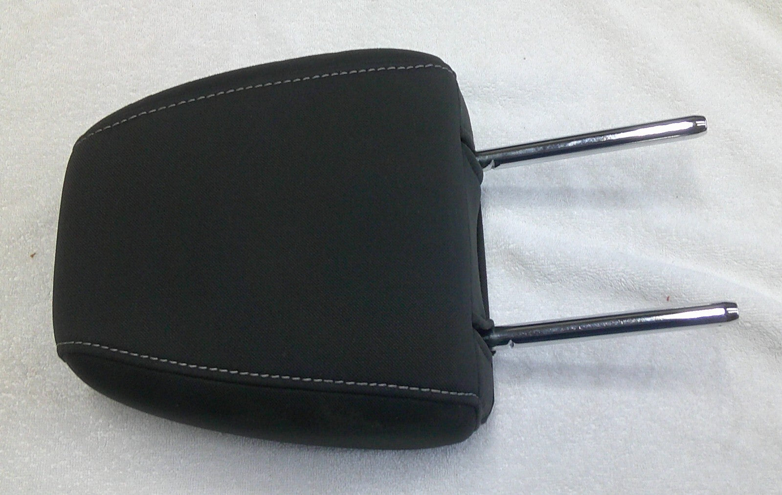 13 - 16 FORD ESCAPE REAR L / R SIDE HEADREST HEAD REST BLACK CLOTH OEM FREE SHIP