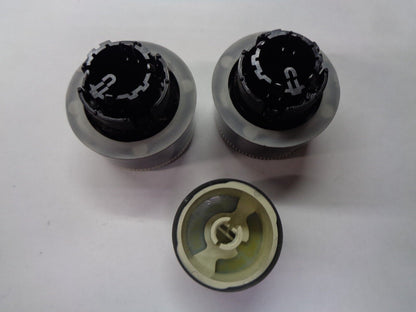 2005 - 2010 HONDA ODYSSEY STEREO RADIO TUNER KNOB SET FREE SHIPPING! - RarePartsFinder.Com