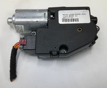 2011 - 2014 CHRYSLER 200 OEM FACTORY SUNROOF MOTOR TESTED FREE SHIPPING SM1 - RarePartsFinder.Com