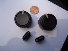 2003 - 2008 CHEVY TRAILBLAZER CLIMATE CONTROL HVAC KNOB SET OEM FREE SHIPPING! - RarePartsFinder.Com