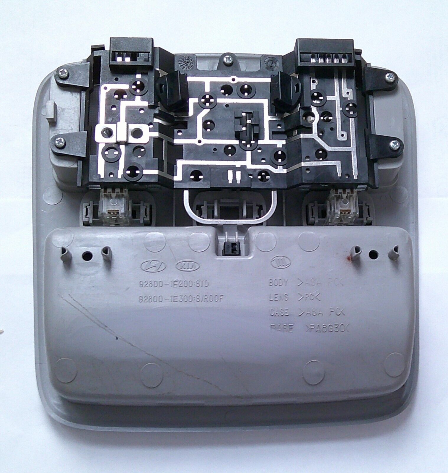 2007 - 2011 HYUNDAI ACCENT FRONT OEM OVERHEAD DOME LIGHT FREE SHIPPING! B3 - RarePartsFinder.Com