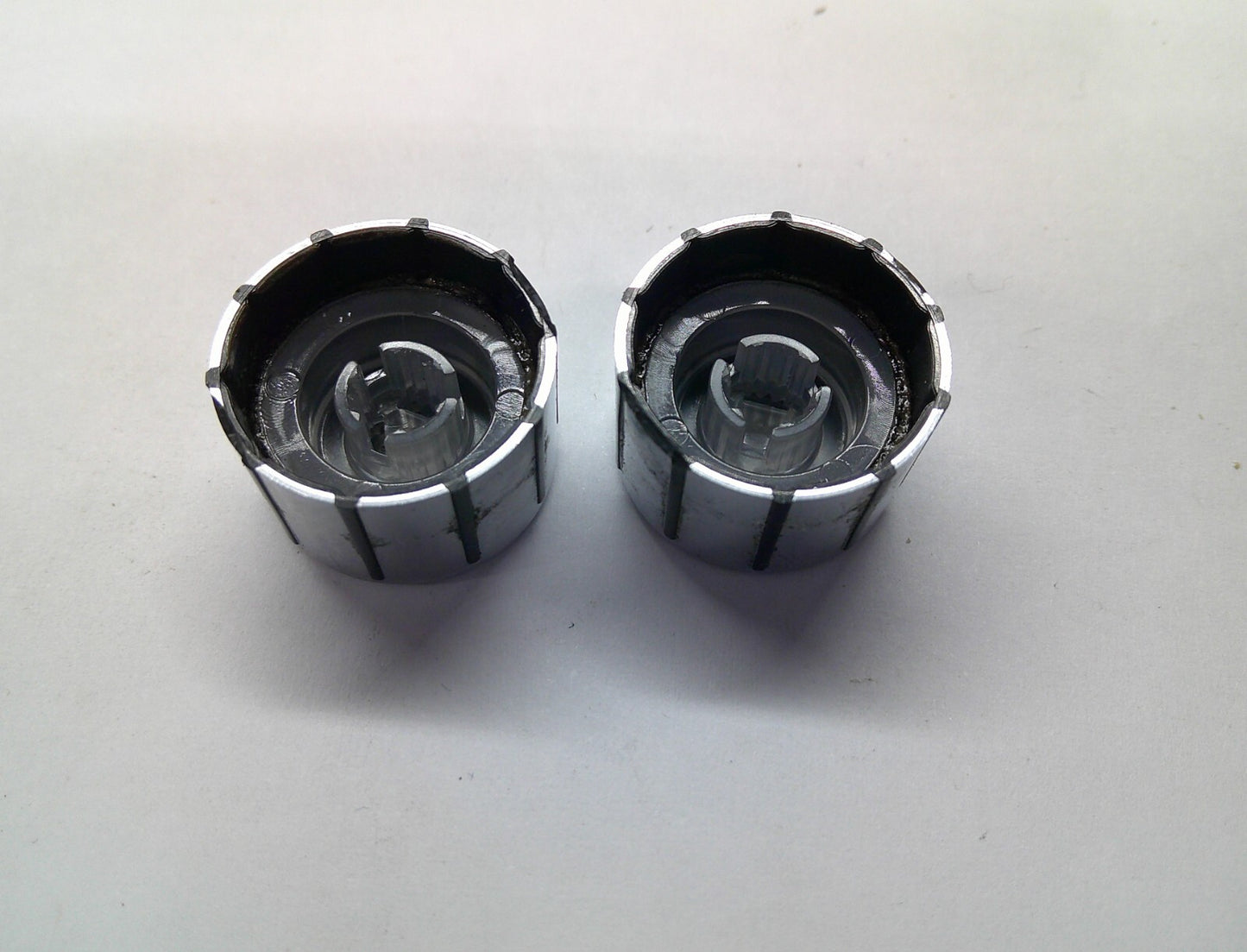 2010 VOLKSWAGON TIGUAN RADIO STEREO TUNER KNOB SET OEM FREE SHIPPING