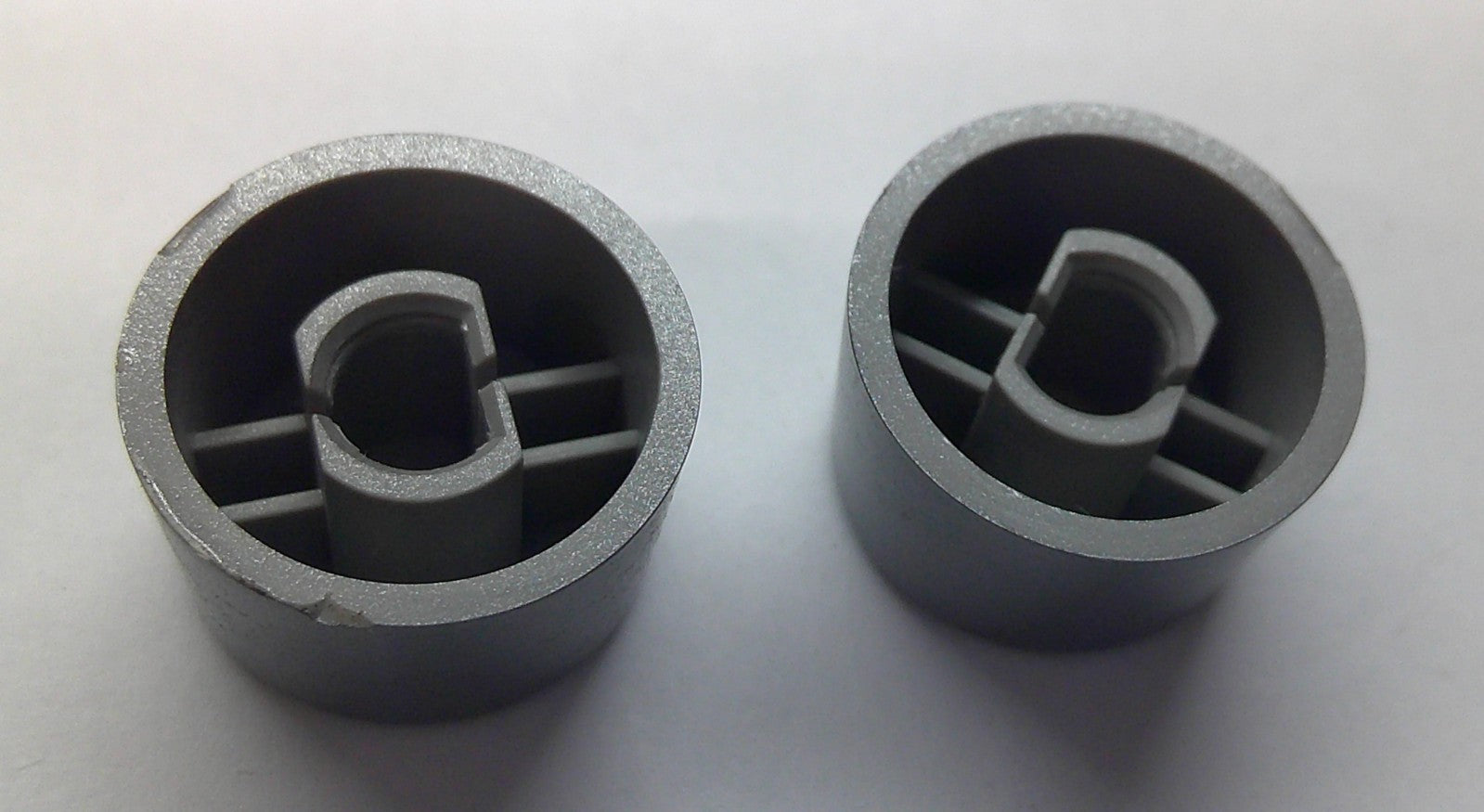 2007 SUBARU FORESTER RADIO STEREO TUNER CONTROL KNOB SET OEM 86201SA200 - RarePartsFinder.Com