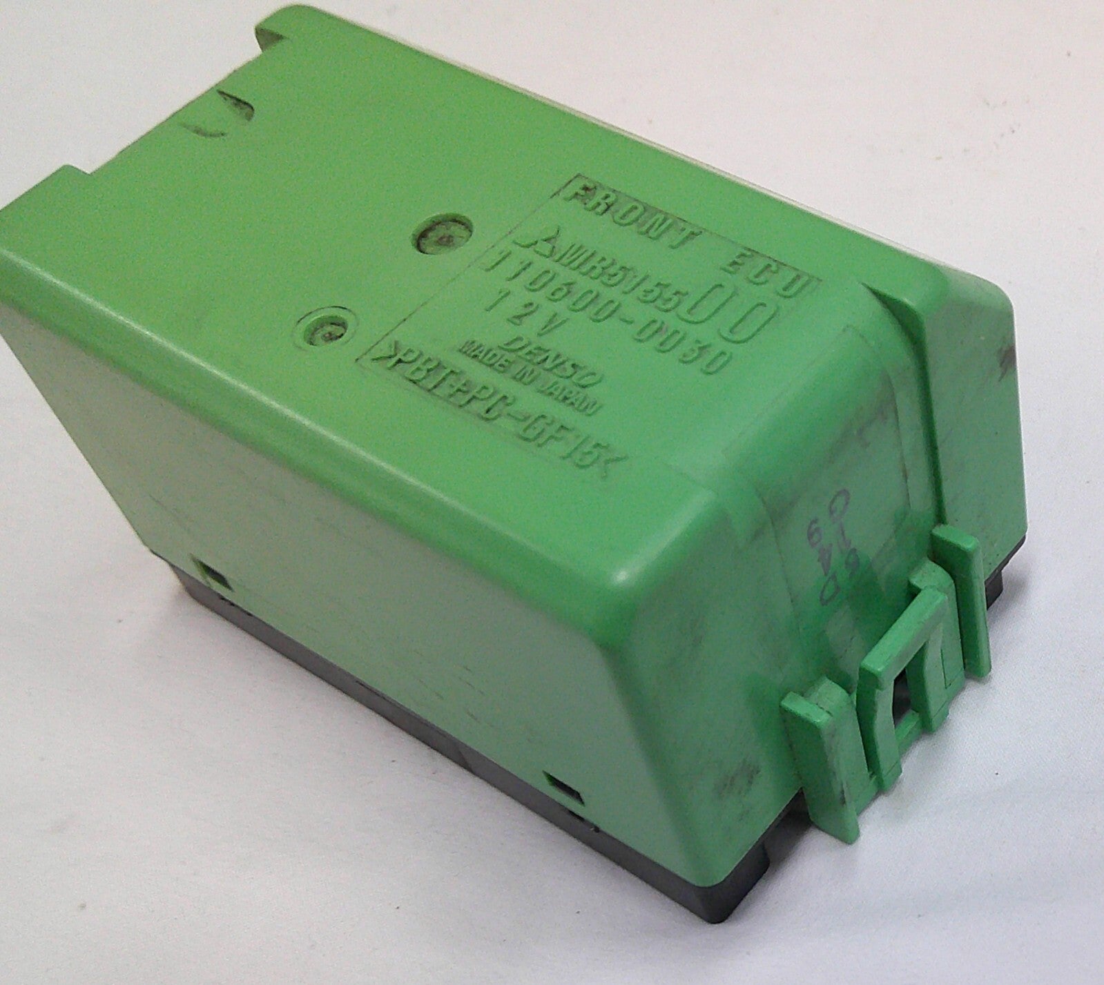 MITSUBISHI FRONT ECU RELAY UNIT MR515500 110600-0030 OEM TESTED FREE SHIPPING! - RarePartsFinder.Com