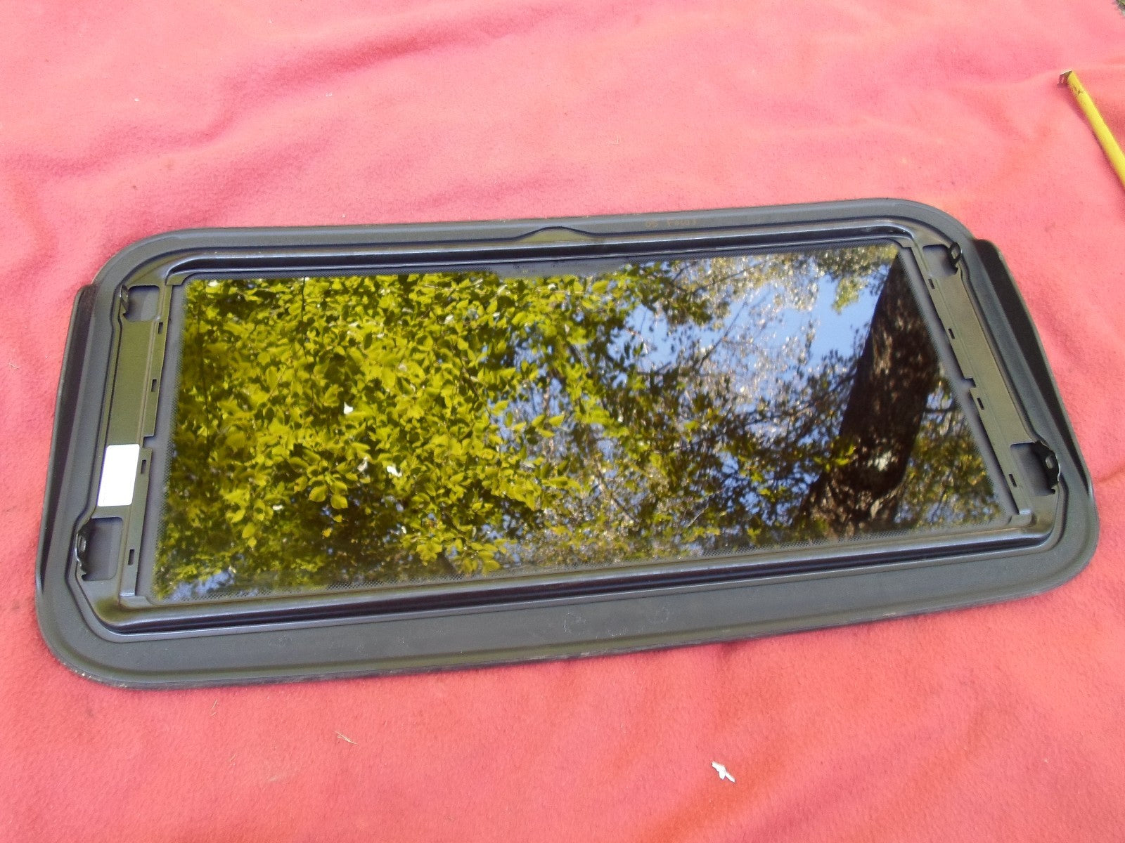 2011 - 2019 FORD FIESTA OEM SUNROOF GLASS CE8Z-54500A18-A - RarePartsFinder.Com