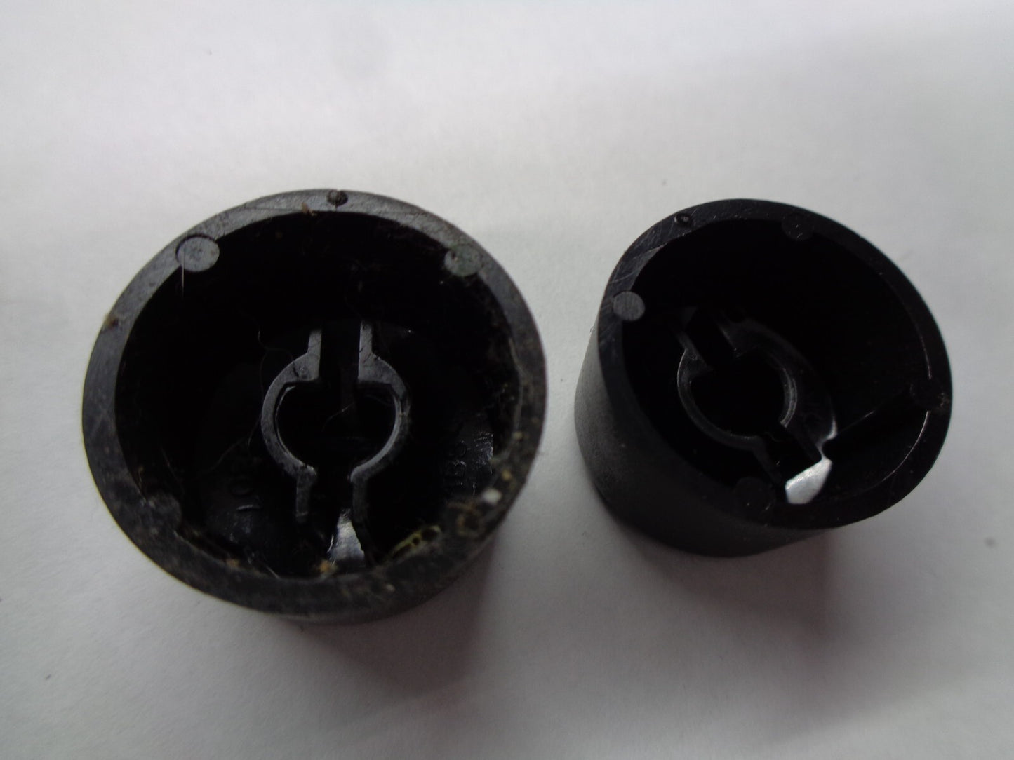 2013 TOYOTA HIGHLANDER RADIO STEREO TUNER KNOB SET GENUINE OEM