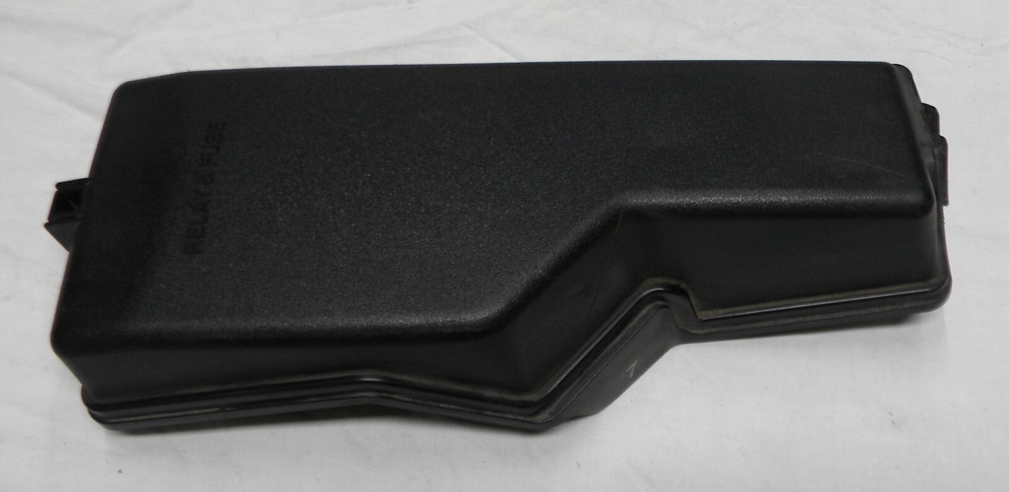 2007 - 2010 Lexus ES350 Engine Compartment Relay Fuse Cover Lid 82662-33210 R2 - RarePartsFinder.Com