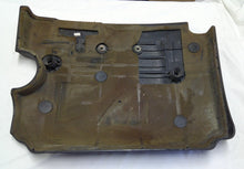 2002 - 2004 LINCOLN NAVIGATOR VALVE ENGINE APPEARANCE COVER  FREE SHIPPING A1