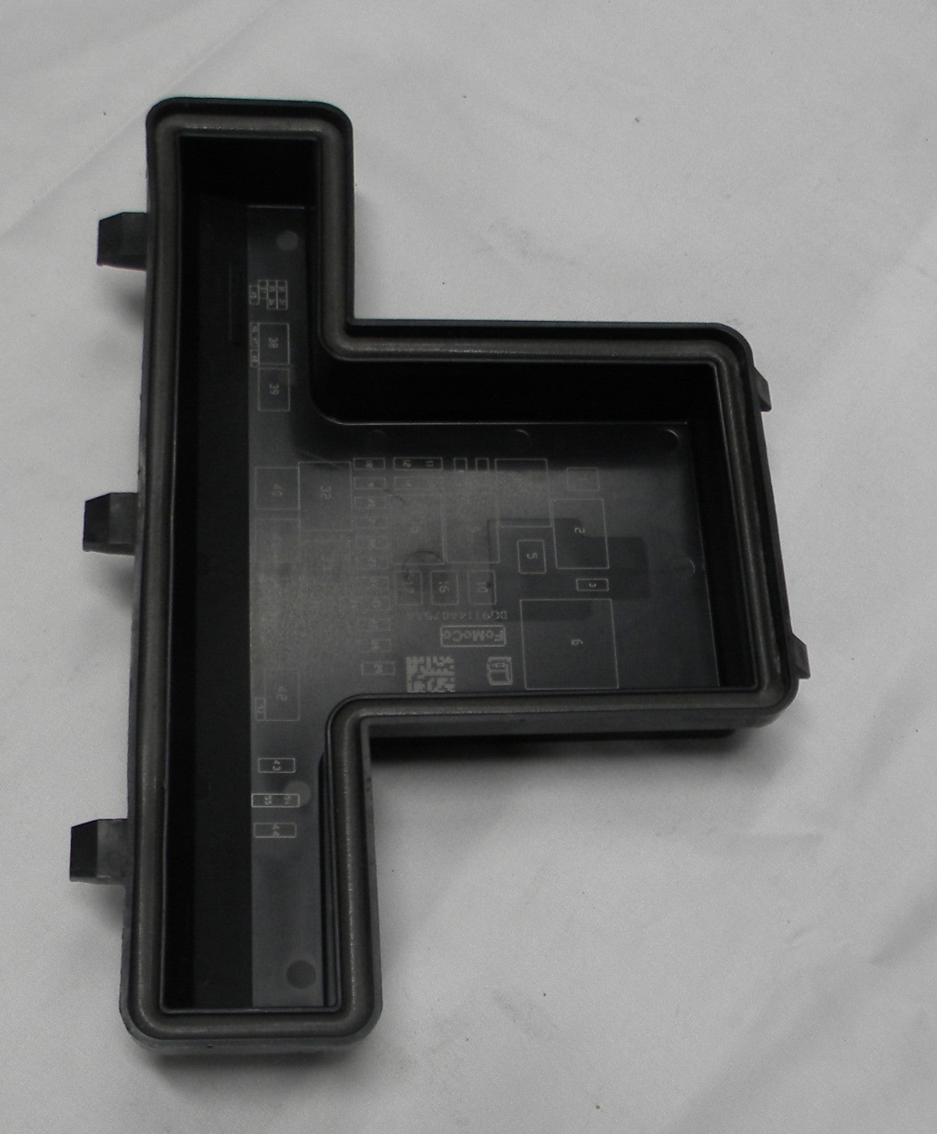 2013 - 2014 Ford Fusion 2014 Lincoln MKZ Fuse Relay Cover OEM DG9T14A075AA  B5