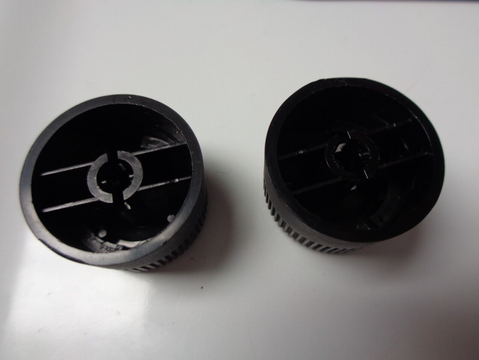 2008 2009 2010 HYUNDAI ELANTRA RADIO STEREO CONTROL KNOB SET OEM FREE SHIPPING! - RarePartsFinder.Com